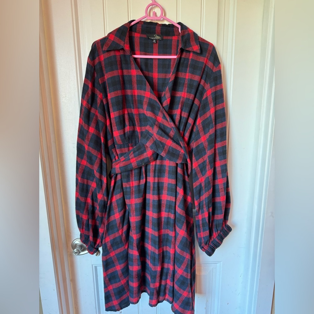 Suzanne Betro Red and Black Plaid Long Sleeve Dress